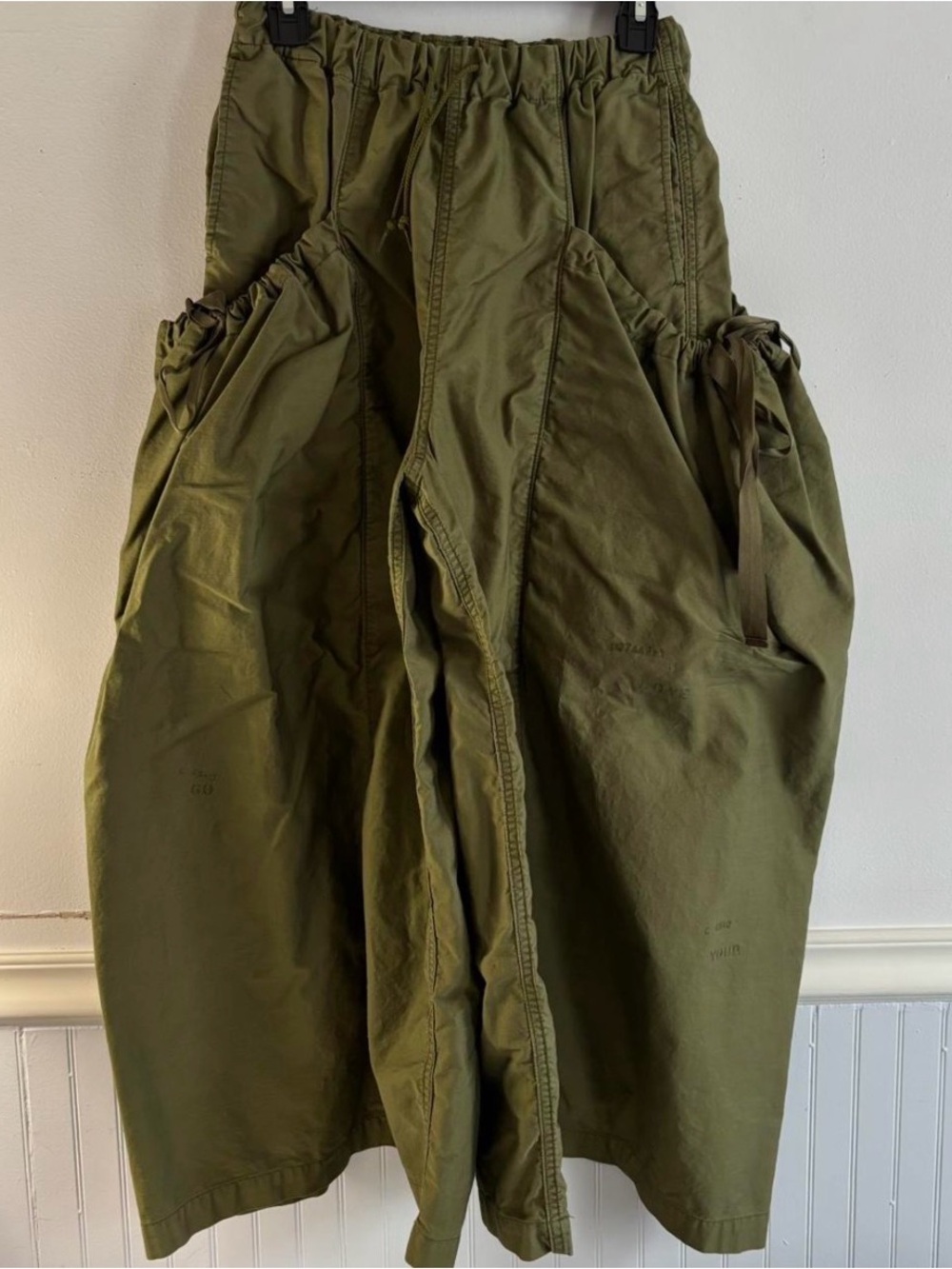 Vintage Japanese olive green wide pants with cargo pockets size S